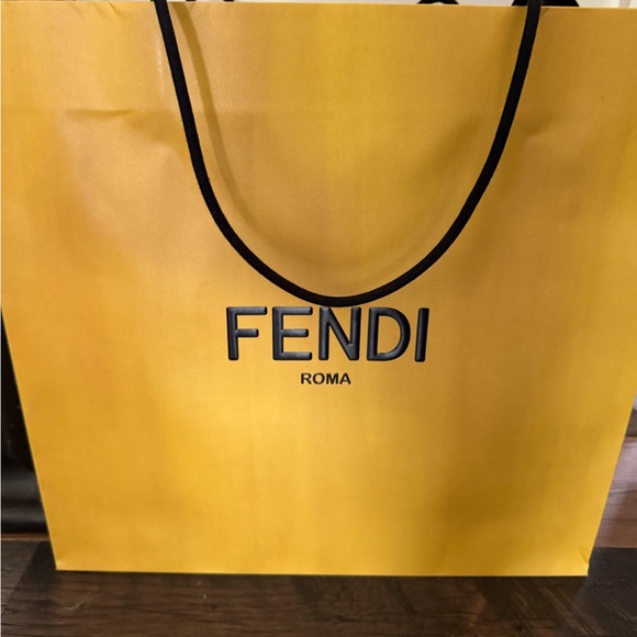 Fendi Raffia Hat - Picture 5 of 9